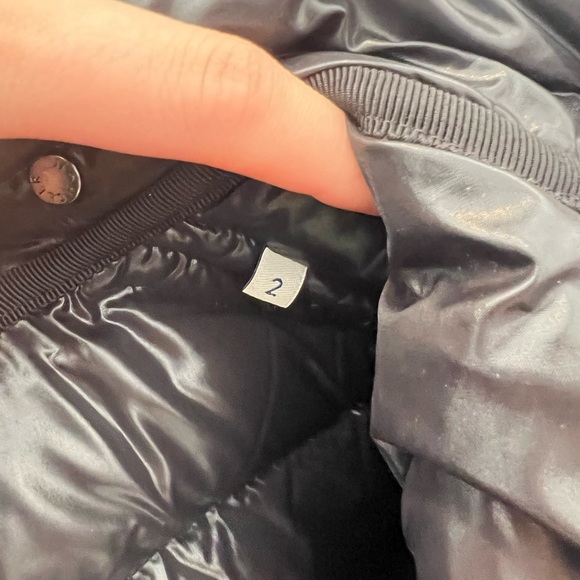 Moncler armoise short down jacket - Picture 15 of 16